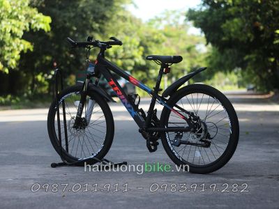 Xe đạp địa hình Trinx M114 2022 đen đỏ